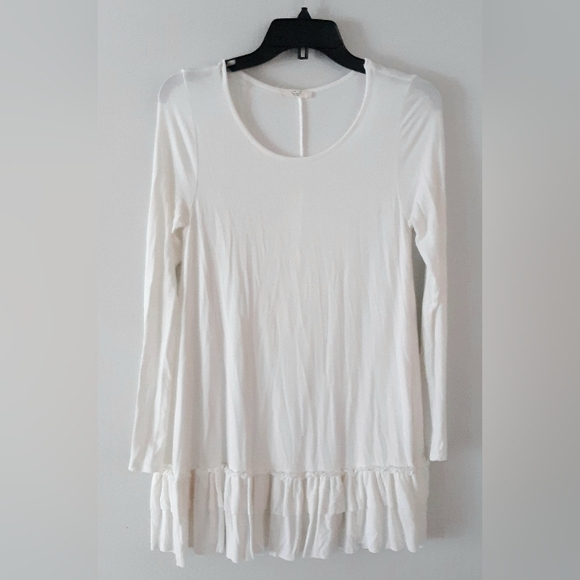 Easel Tiered Ruffle Tunic - Picture 2 of 5